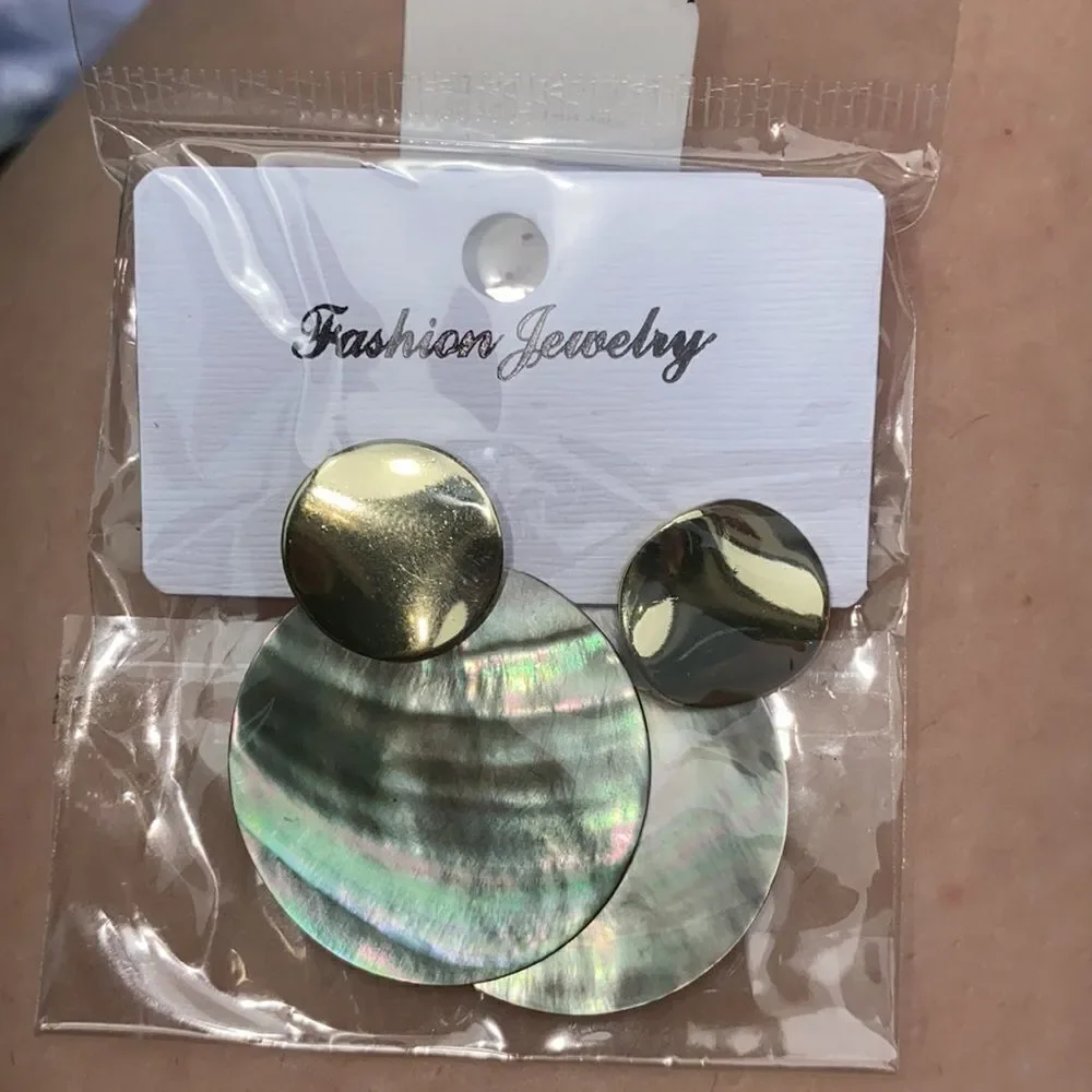✨ Round Curved Dangle Earrings ✨